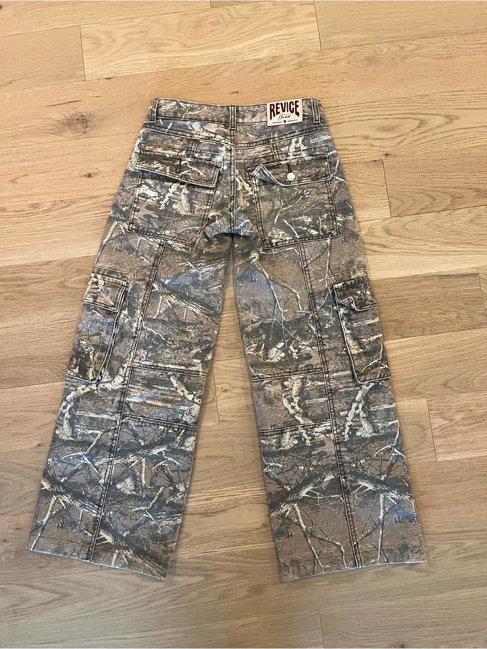 REVICE THE AMELIA PANT / OAKLAND Camo Cargo Pants